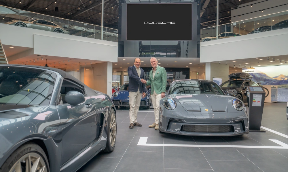 Autobedrijf Van den Udenhout verwerft belang in Porsche en Bentley dealers in Brabant en Limburg